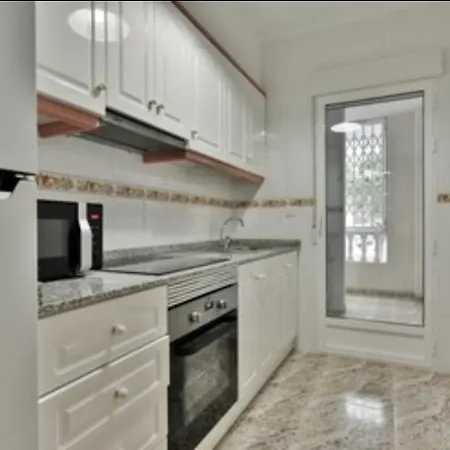 Playa De Cura Apartment *